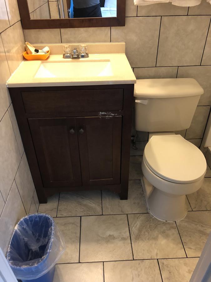 Gratiot View Motel Shields Экстерьер фото